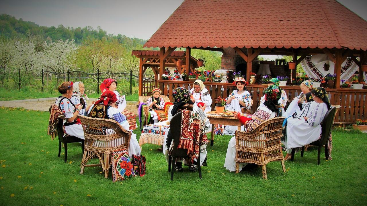 Pensiunea Rares Bistrita Bargaului Экстерьер фото